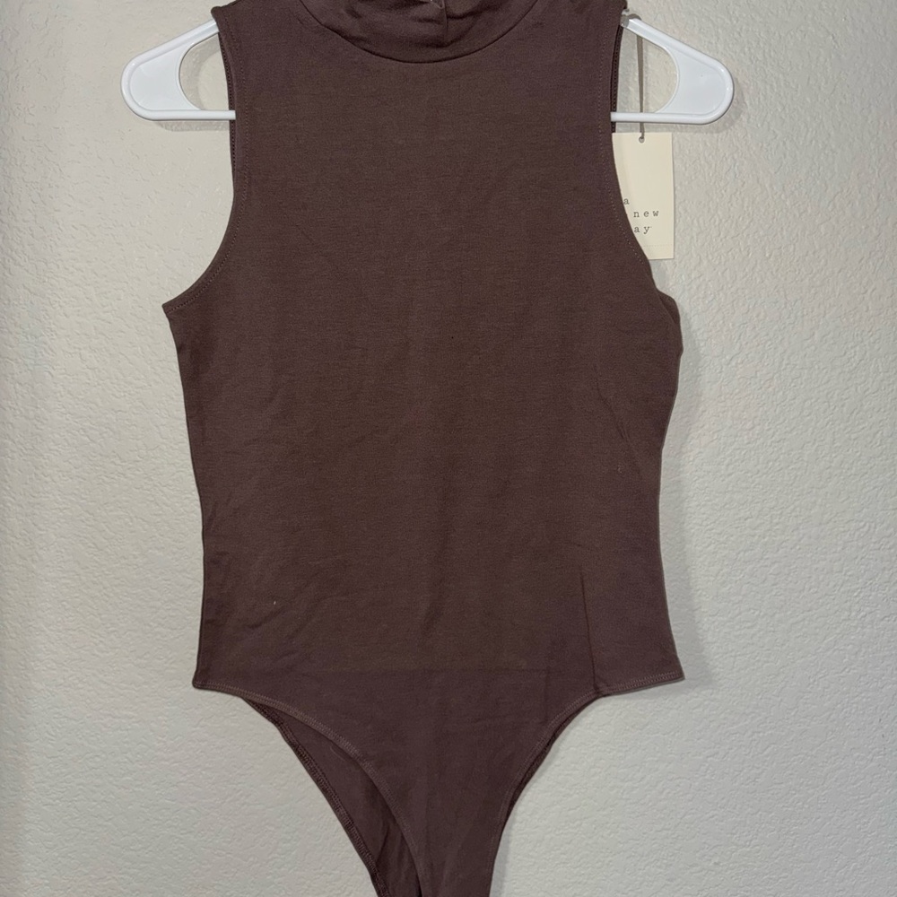 a new day Women's Brown Sleeveless Bodysuit
